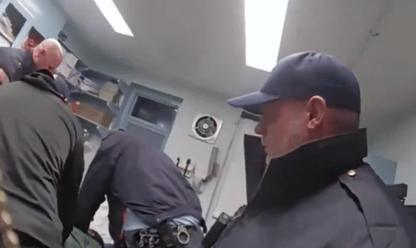 Horrifying footage shows New York correctional officers beating handcuffed man to death in jail (Video)