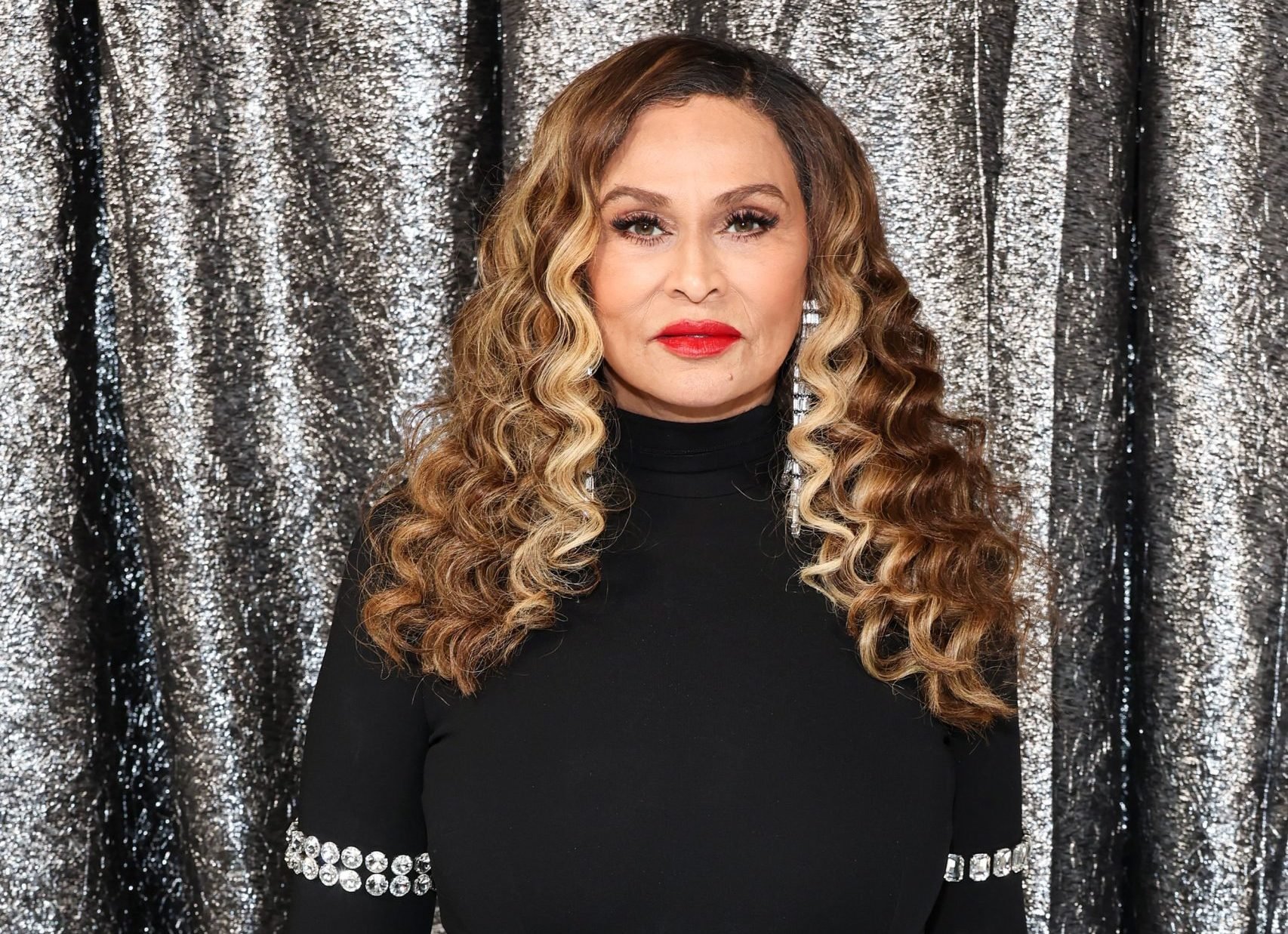 Tina Knowles mourns loss of Malibu home, praises firefighters in emotional post