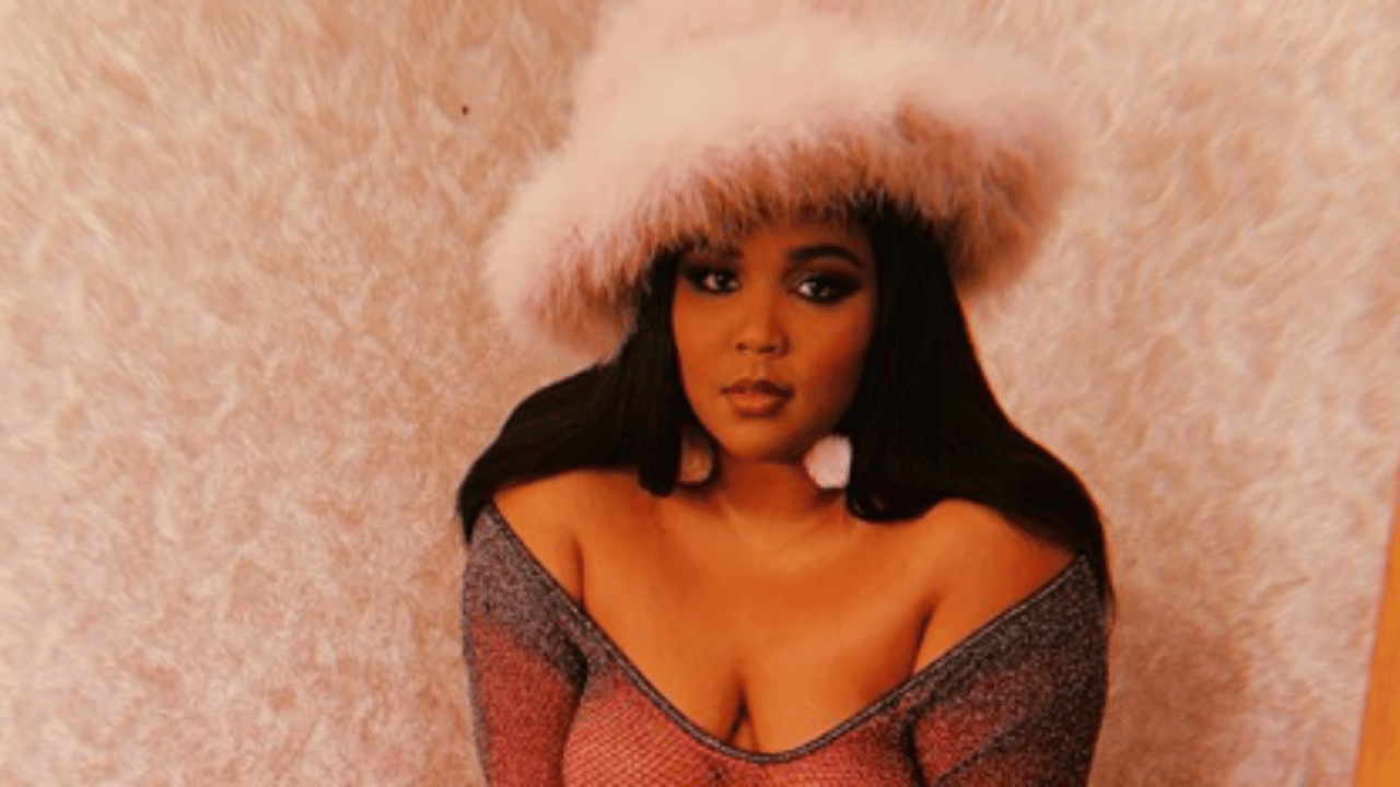 Lizzo updated her weight loss goal: “I did it!”