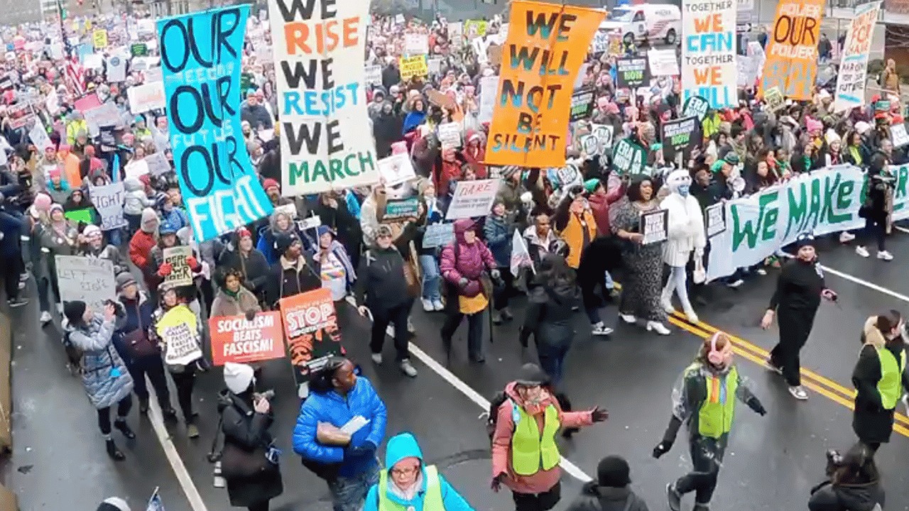 Thousands rally in Washington, D.C. to protest ahead of Trump's inauguration (Video)