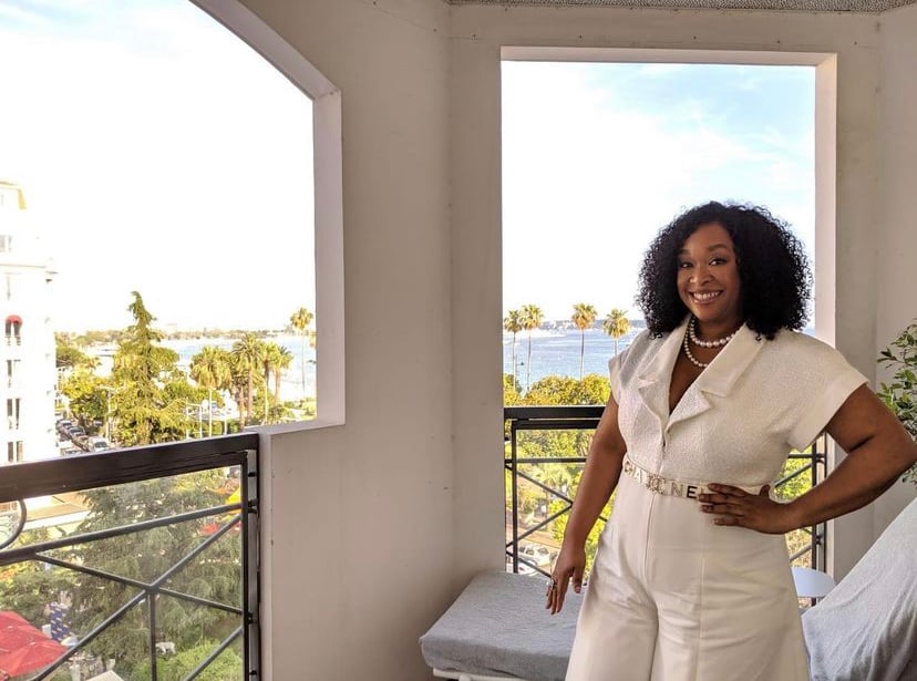 Shonda Rhimes resigns from the Kennedy Center Board after Trump takes over