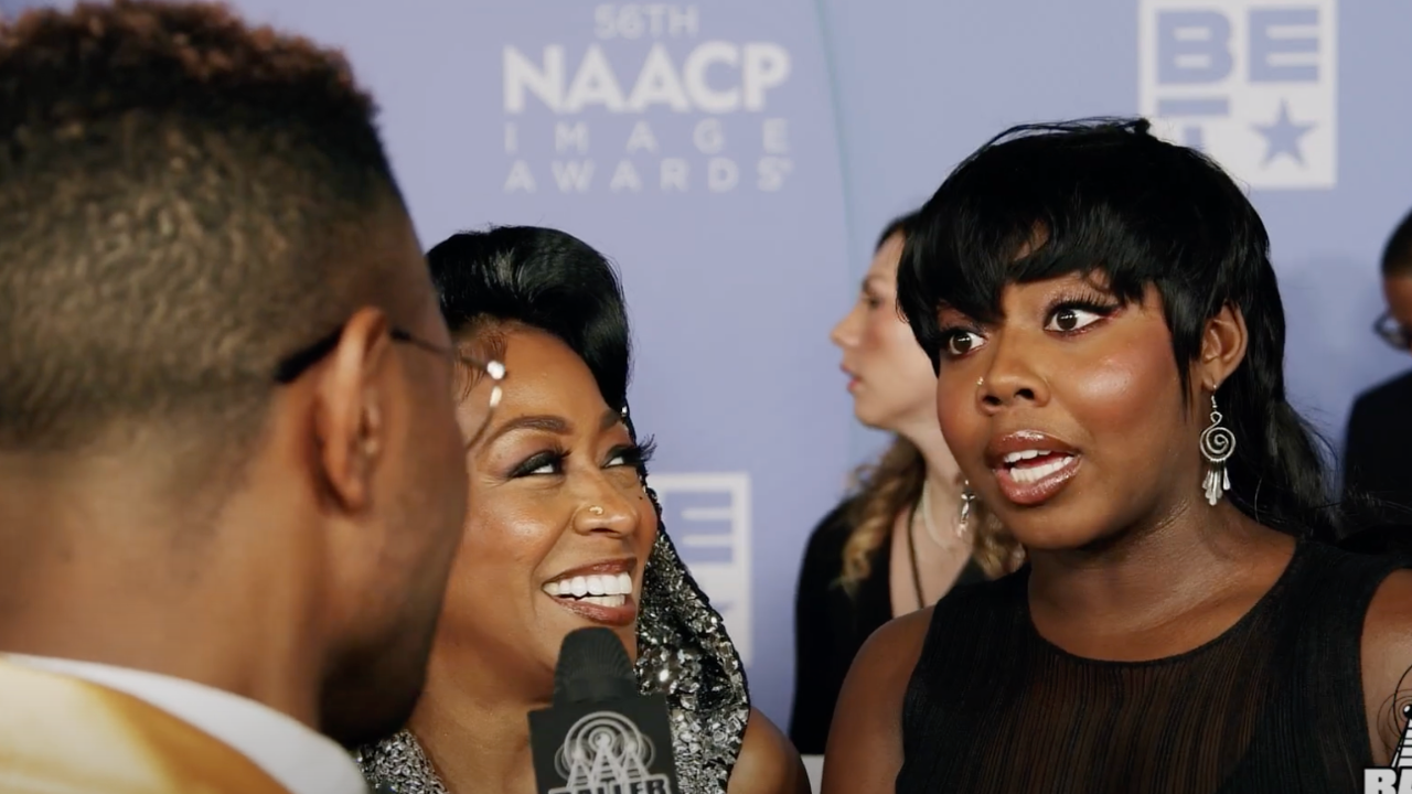 Tichina Arnold's daughter discovers her mom is famous after locking in “Martin” (video)