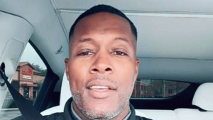 Actor Flex Alexander summons United Airlines after golf gear and personal belongings are stolen (video)